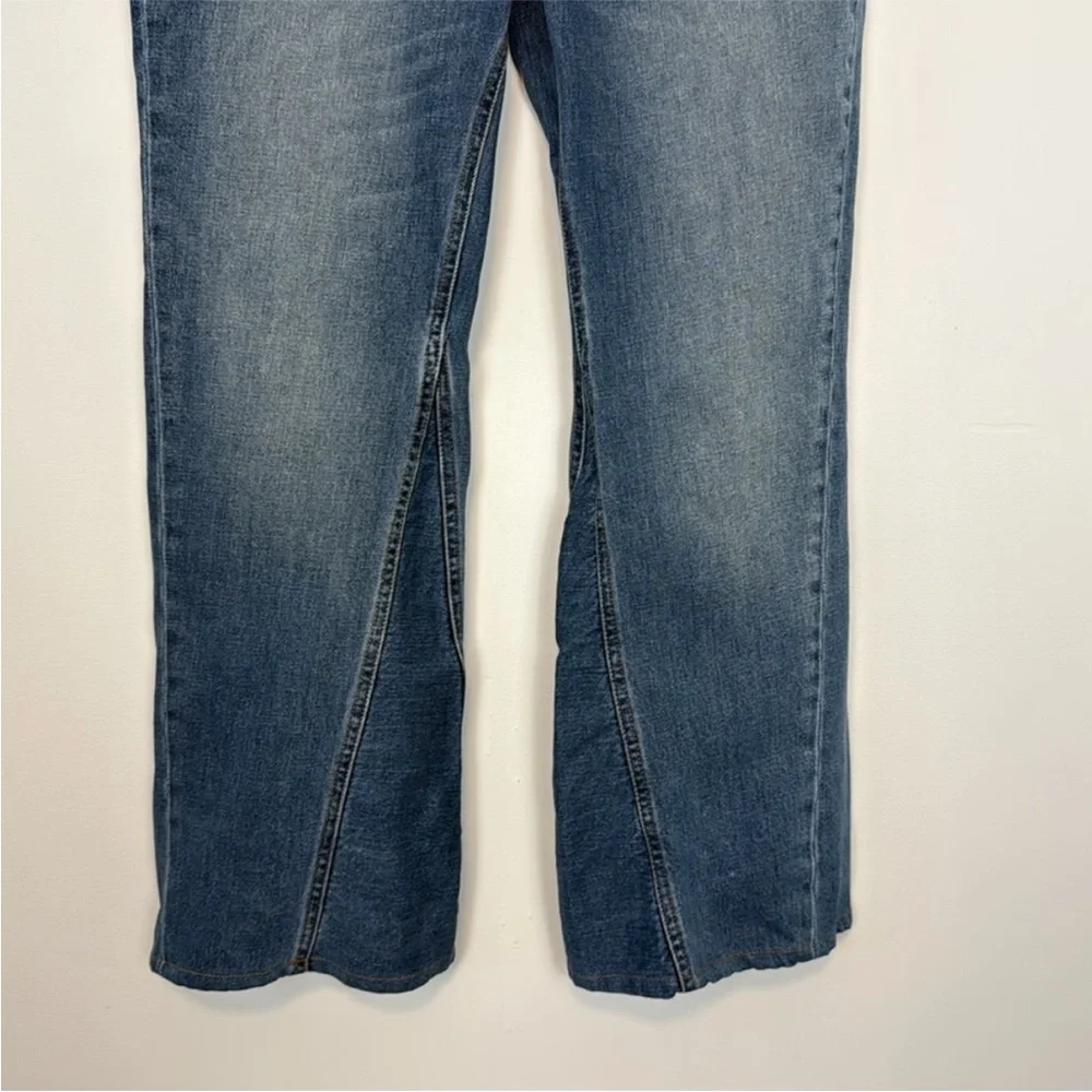 Free People. We The Free. Serafin High Rise Slim Bootcut Jeans. Size 30.